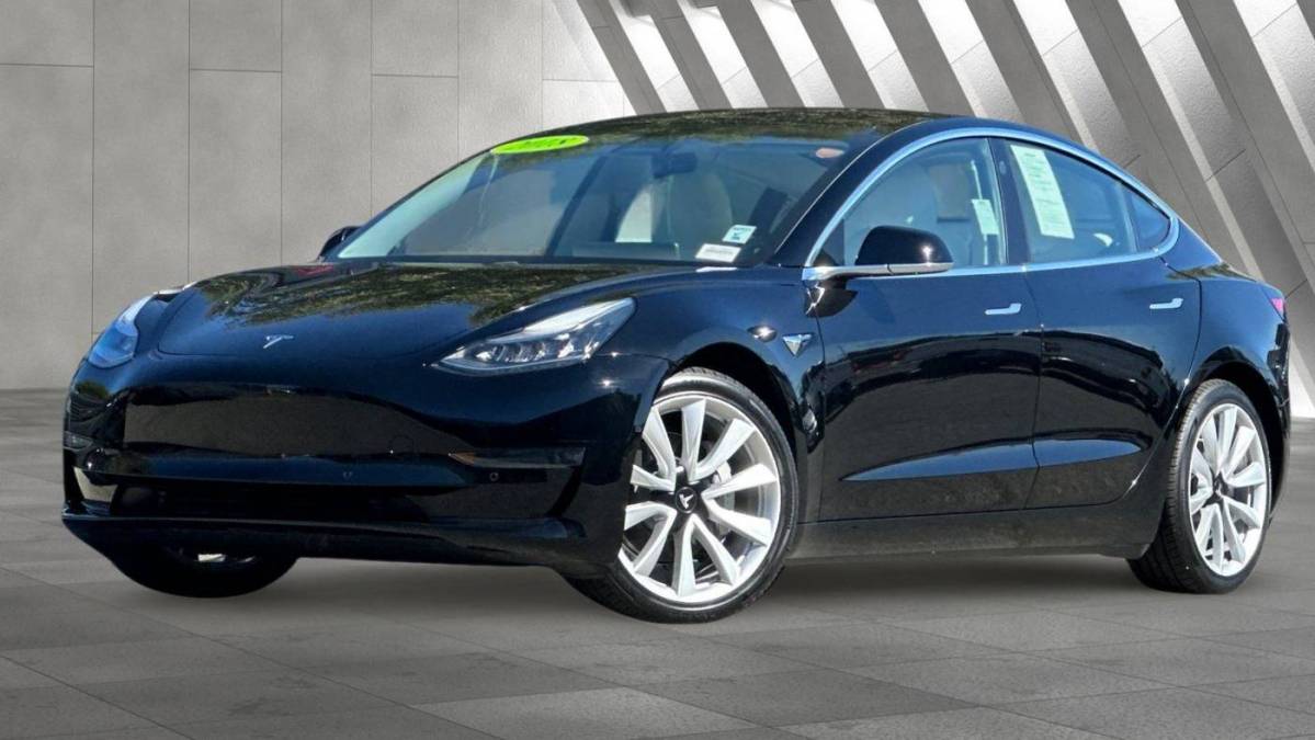 2018 Tesla Model 3 5YJ3E1EB7JF188324