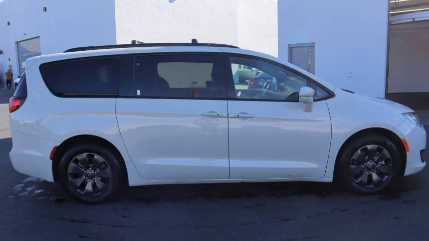 2020 Chrysler Pacifica Hybrid 2C4RC1N77LR288216