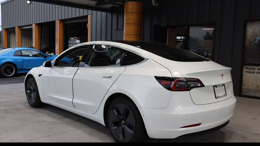 2018 Tesla Model 3 5YJ3E1EA0JF161649