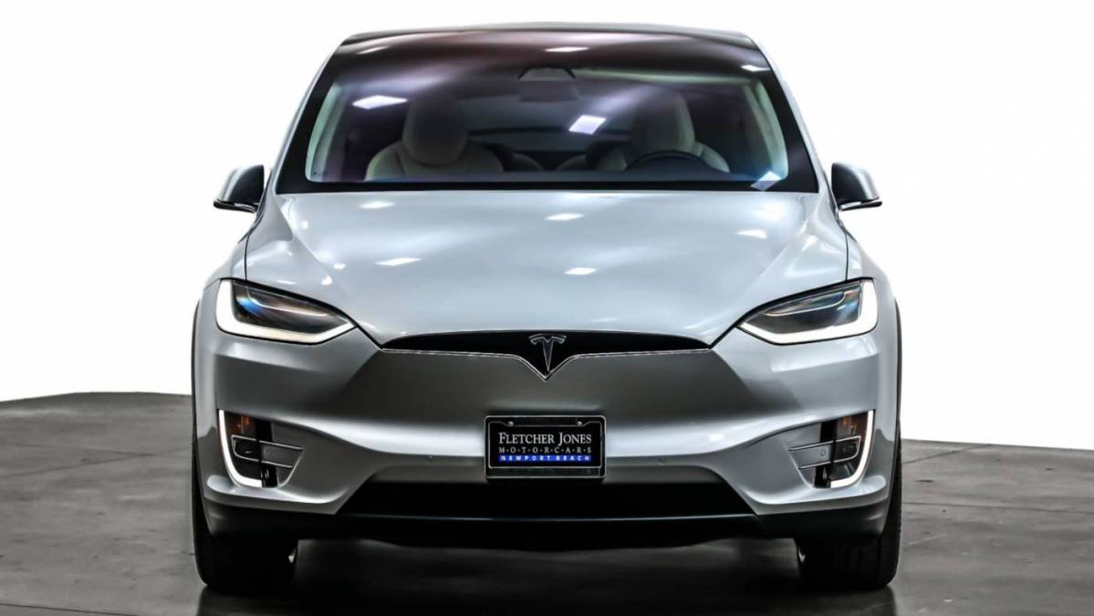 2017 Tesla Model X 5YJXCBE22HF074044