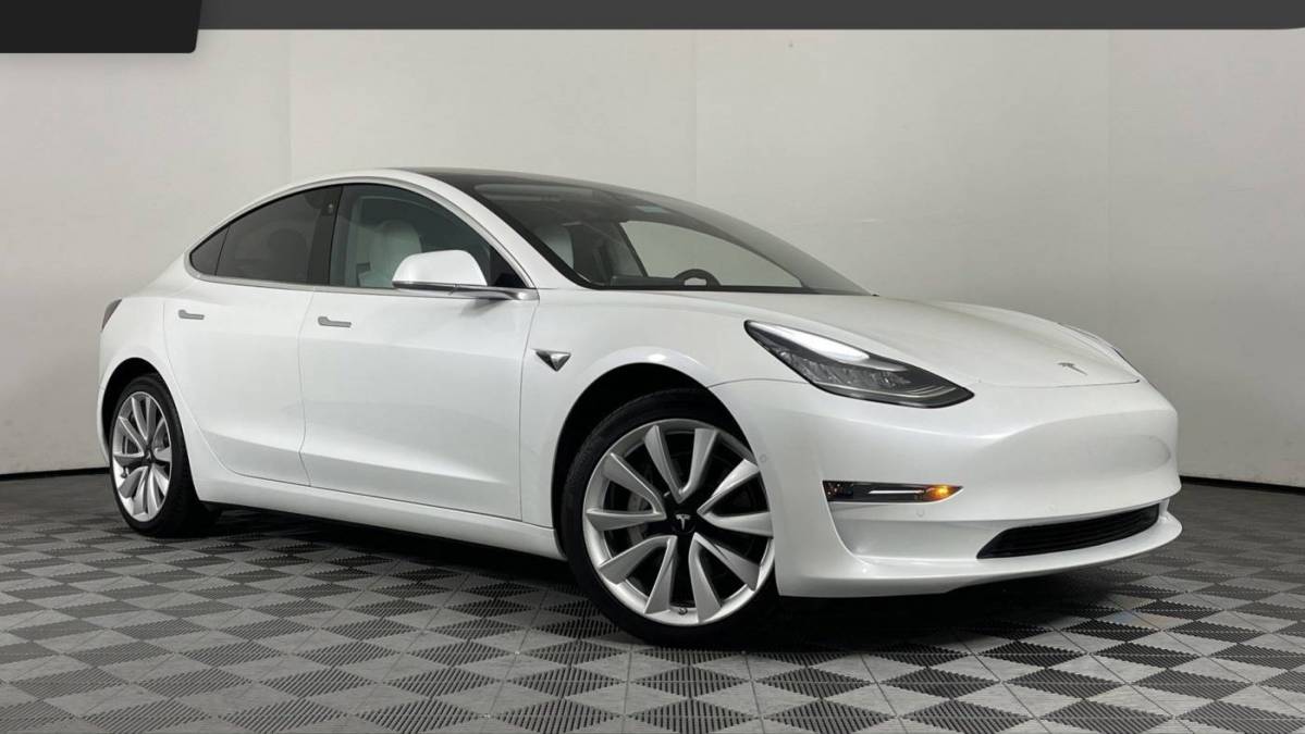 2018 Tesla Model 3 5YJ3E1EA5JF169665