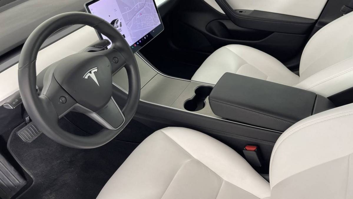 2018 Tesla Model 3 5YJ3E1EA5JF169665