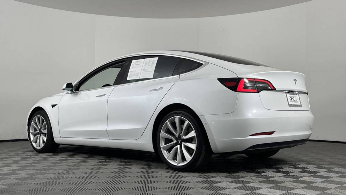 2018 Tesla Model 3 5YJ3E1EA5JF169665