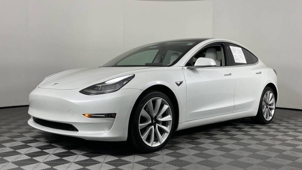 2018 Tesla Model 3 5YJ3E1EA5JF169665