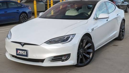 2017 Tesla Model S 5YJSA1E25HF190669