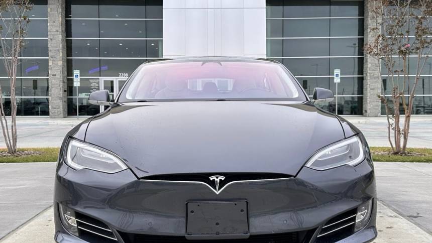 2018 Tesla Model S 5YJSA1E21JF270248