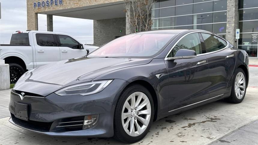 2018 Tesla Model S 5YJSA1E21JF270248