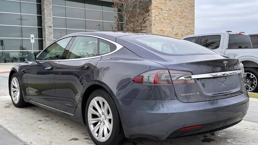 2018 Tesla Model S 5YJSA1E21JF270248