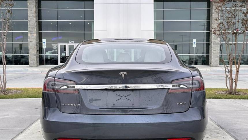 2018 Tesla Model S 5YJSA1E21JF270248