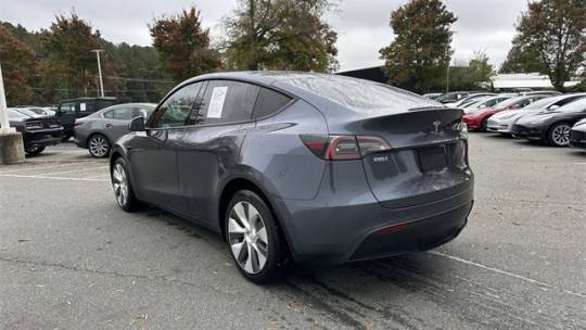 2021 Tesla Model Y 5YJYGDEE0MF297143