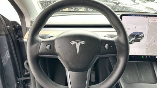 2021 Tesla Model Y 5YJYGDEE0MF297143