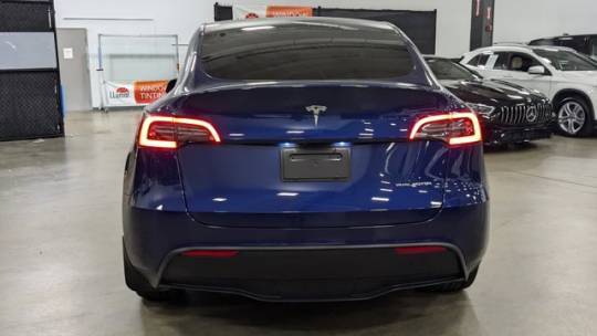 2021 Tesla Model Y 5YJYGDEE3MF090973