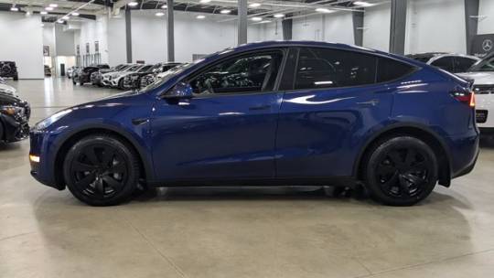 2021 Tesla Model Y 5YJYGDEE3MF090973