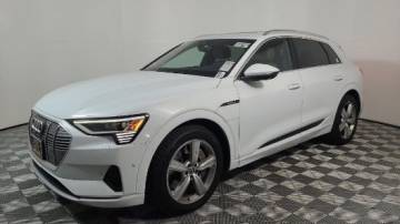 2019 Audi e-tron WA1LAAGE9KB024221