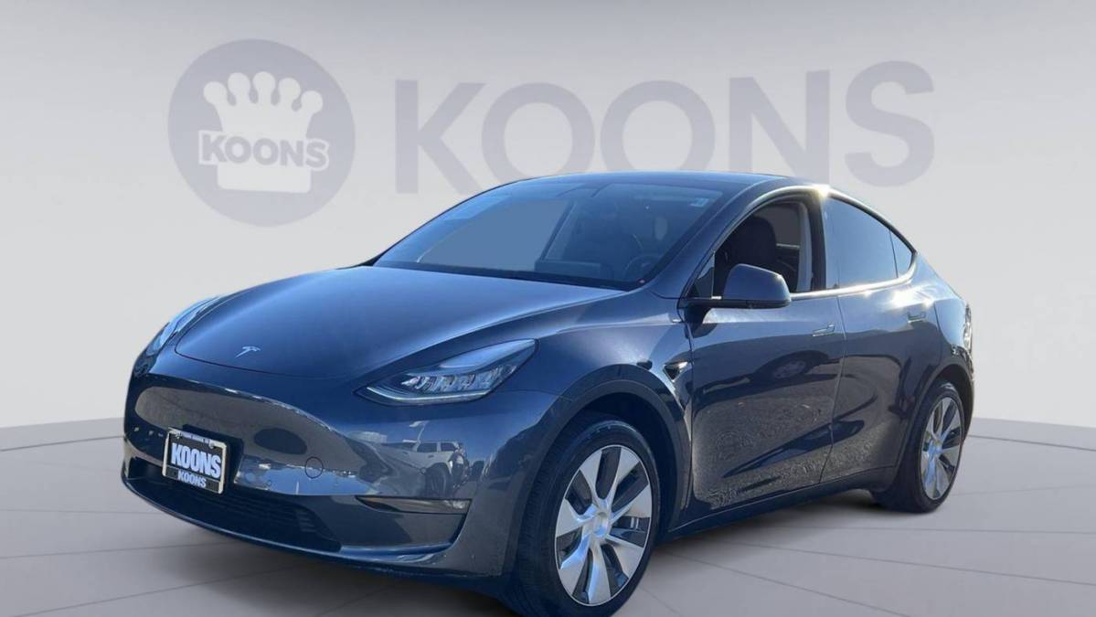 2021 Tesla Model Y 5YJYGDEE4MF142157