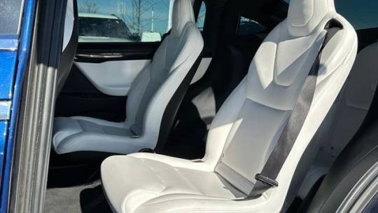 2018 Tesla Model X 5YJXCBE29JF122189