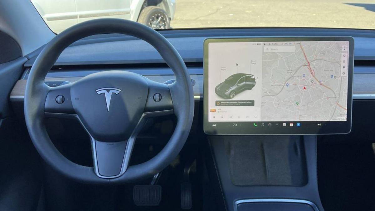 2021 Tesla Model Y 5YJYGDEE4MF142157