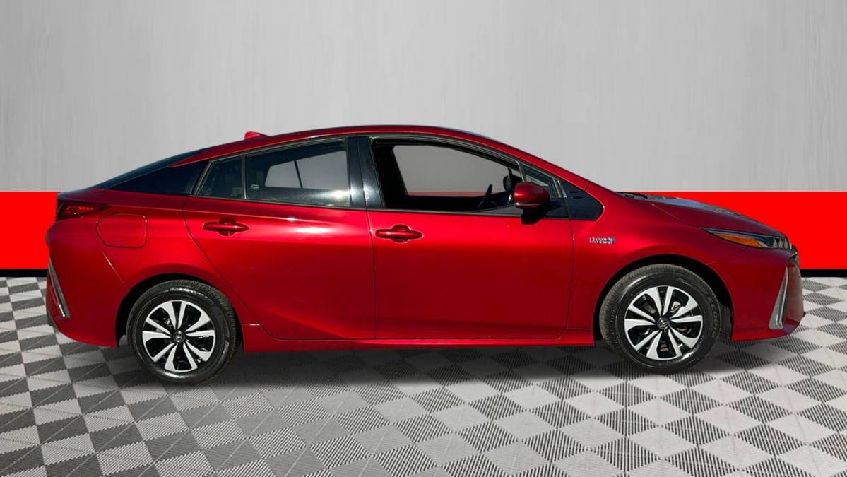 2018 Toyota Prius Prime JTDKARFPXJ3102551