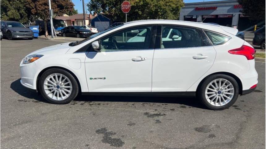 2017 Ford Focus 1FADP3R48HL296261