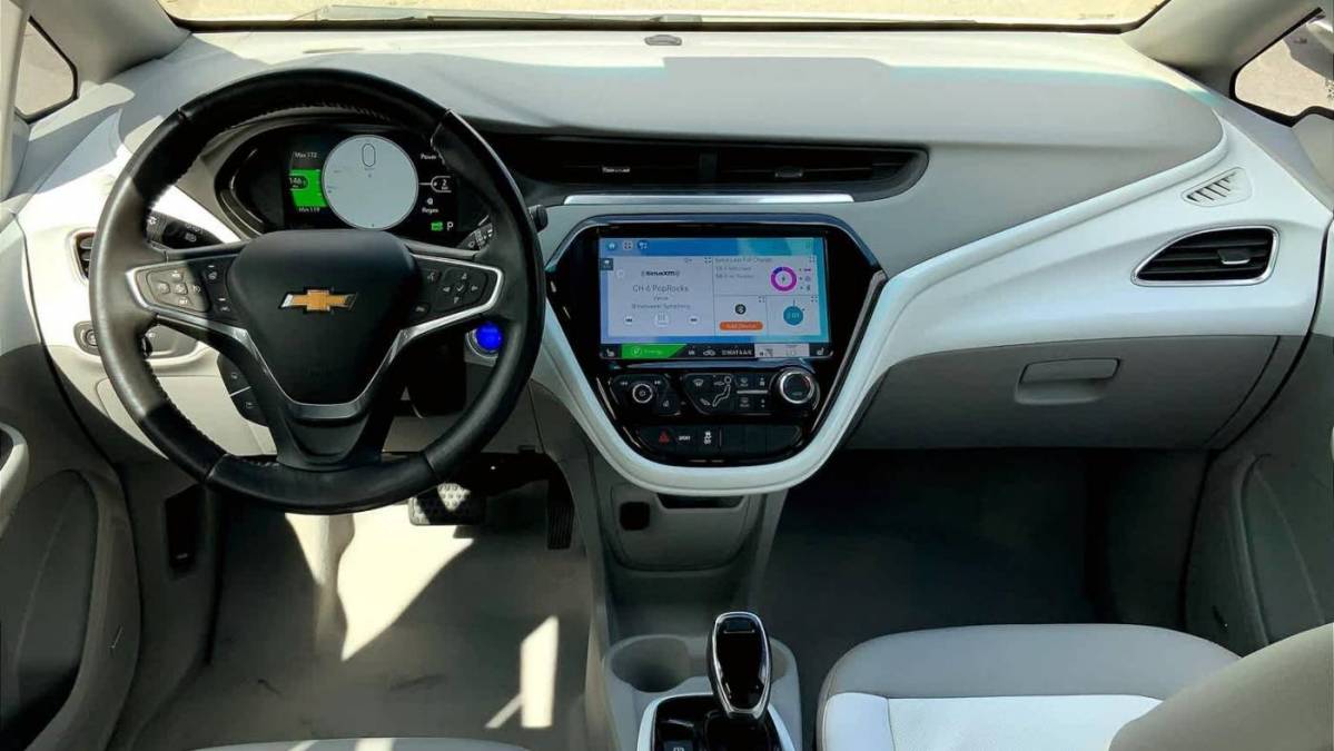 2018 Chevrolet Bolt 1G1FX6S02J4121301