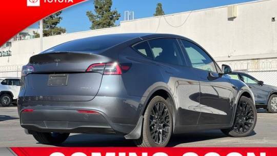 2021 Tesla Model Y 5YJYGDEE5MF229937