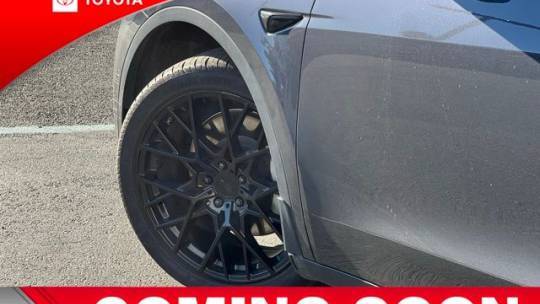 2021 Tesla Model Y 5YJYGDEE5MF229937