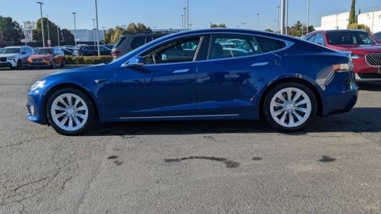 2017 Tesla Model S 5YJSA1E27HF198434