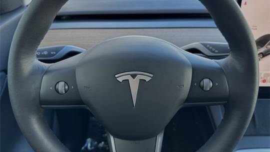 2021 Tesla Model Y 5YJYGAEE2MF269536