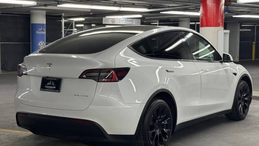 2021 Tesla Model Y 5YJYGDEE9MF139836