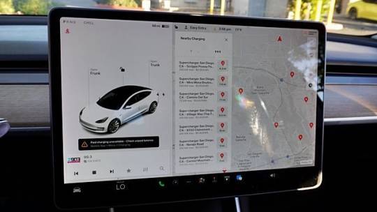 2018 Tesla Model 3 5YJ3E1EA4JF126533