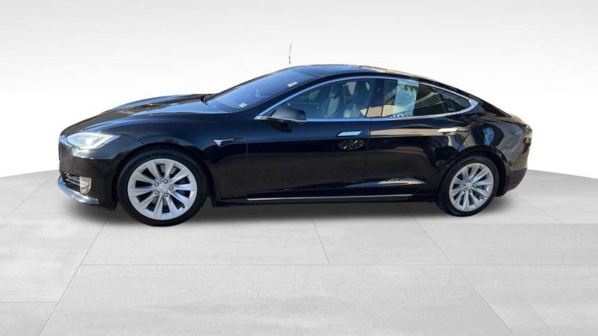 2017 Tesla Model S 5YJSA1E2XHF220295