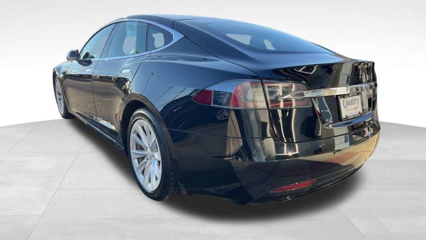 2017 Tesla Model S 5YJSA1E2XHF220295