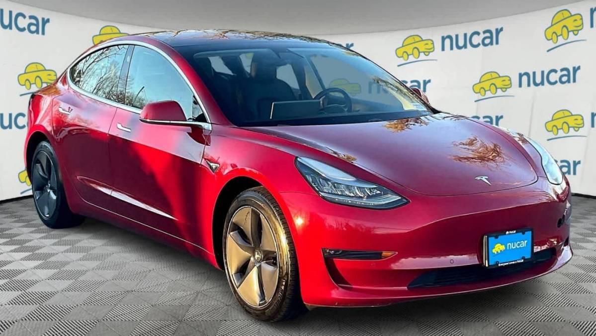 2018 Tesla Model 3 5YJ3E1EB2JF094304