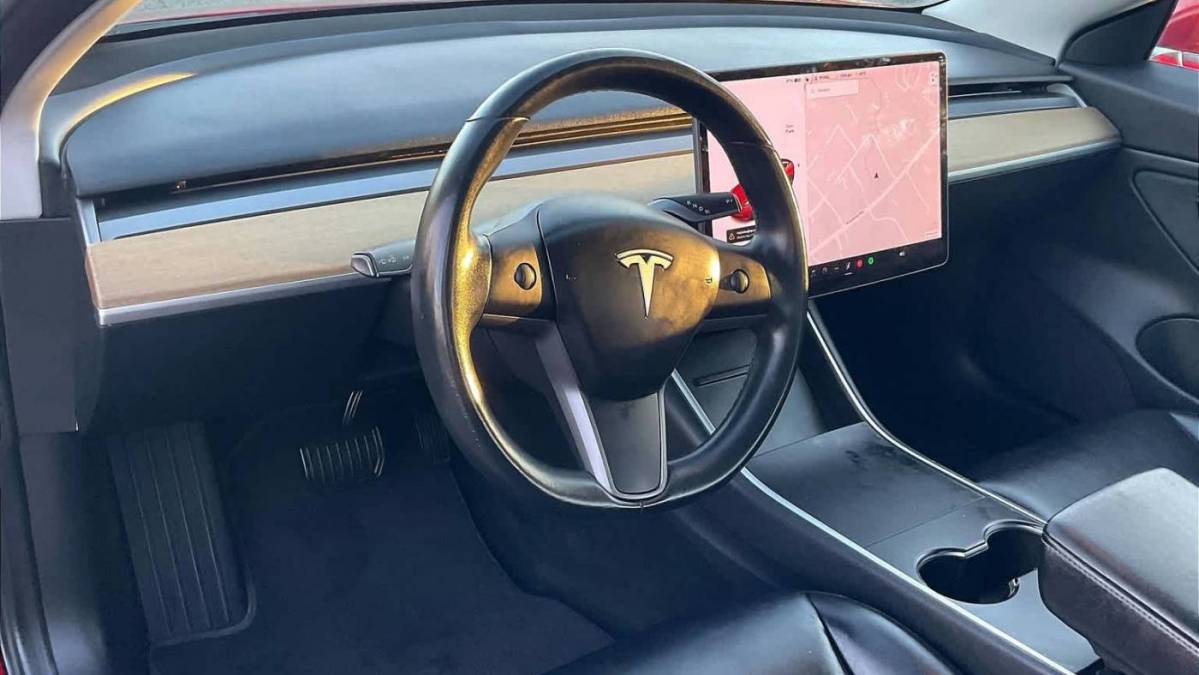 2018 Tesla Model 3 5YJ3E1EB2JF094304