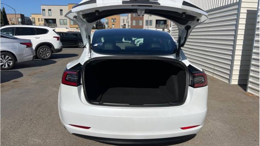 2019 Tesla Model 3 5YJ3E1EA4KF314082