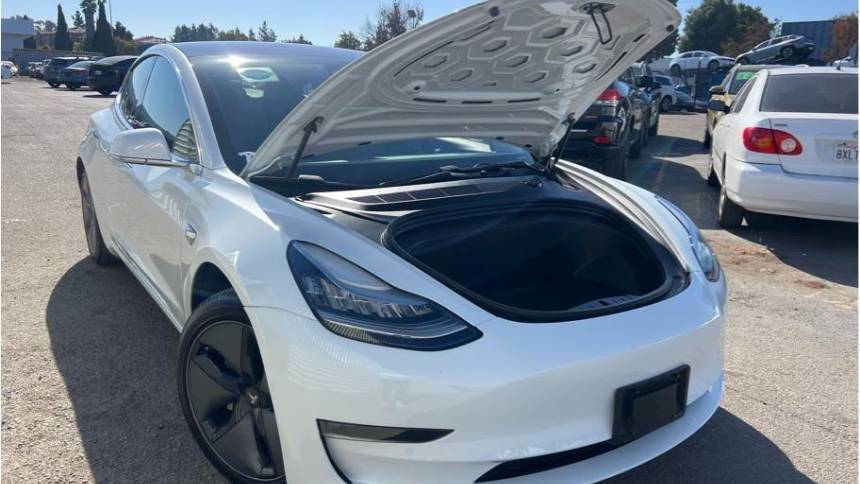 2019 Tesla Model 3 5YJ3E1EA4KF314082