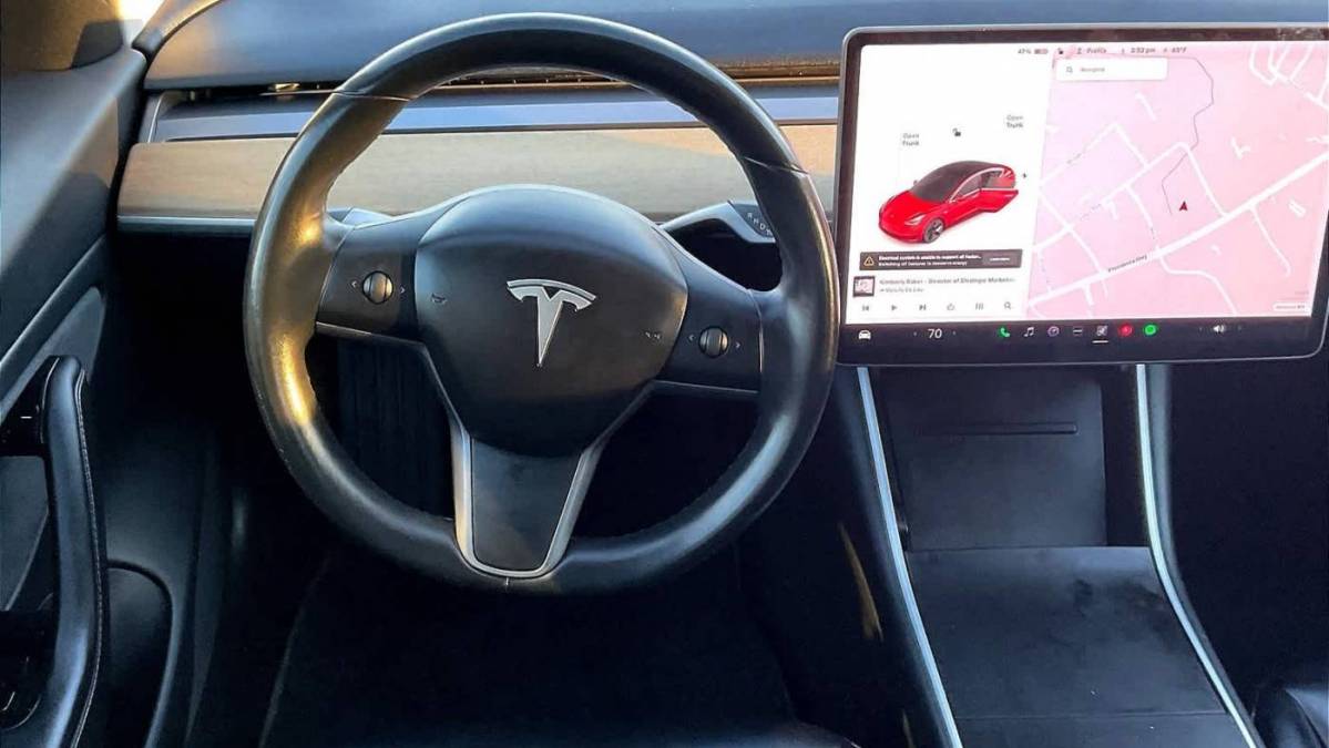 2018 Tesla Model 3 5YJ3E1EB2JF094304