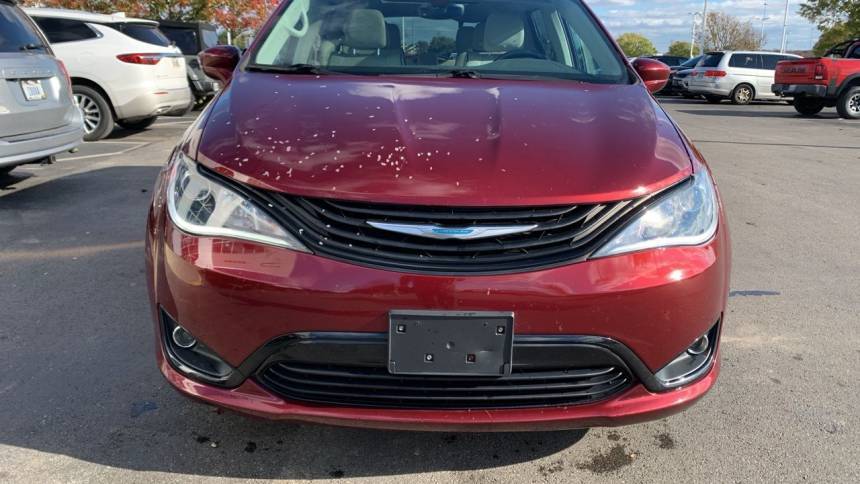 2018 Chrysler Pacifica Hybrid 2C4RC1N70JR323322