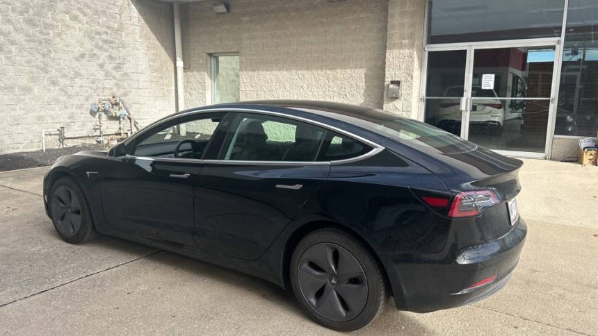 2019 Tesla Model 3 5YJ3E1EA2KF410759