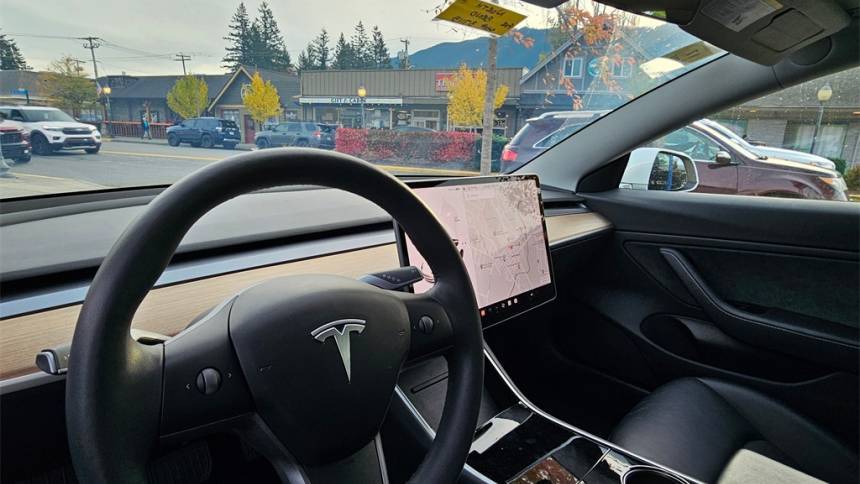 2019 Tesla Model 3 5YJ3E1EA4KF427370