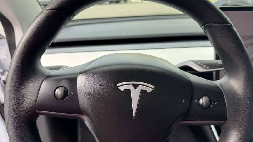 2020 Tesla Model 3 5YJ3E1EB2LF513707