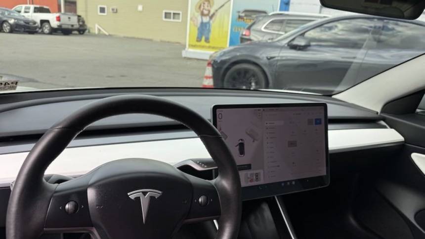 2020 Tesla Model 3 5YJ3E1EB2LF513707