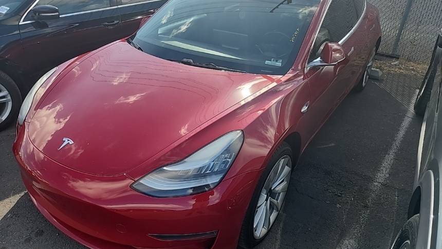 2018 Tesla Model 3 5YJ3E1EA5JF018082