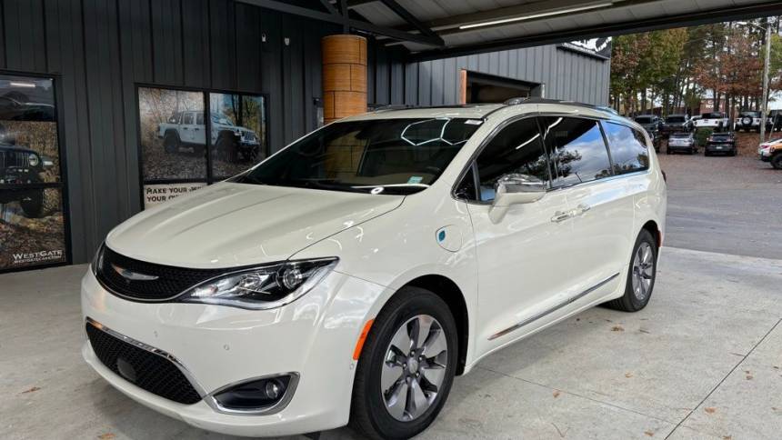 2020 Chrysler Pacifica Hybrid 2C4RC1N74LR263466