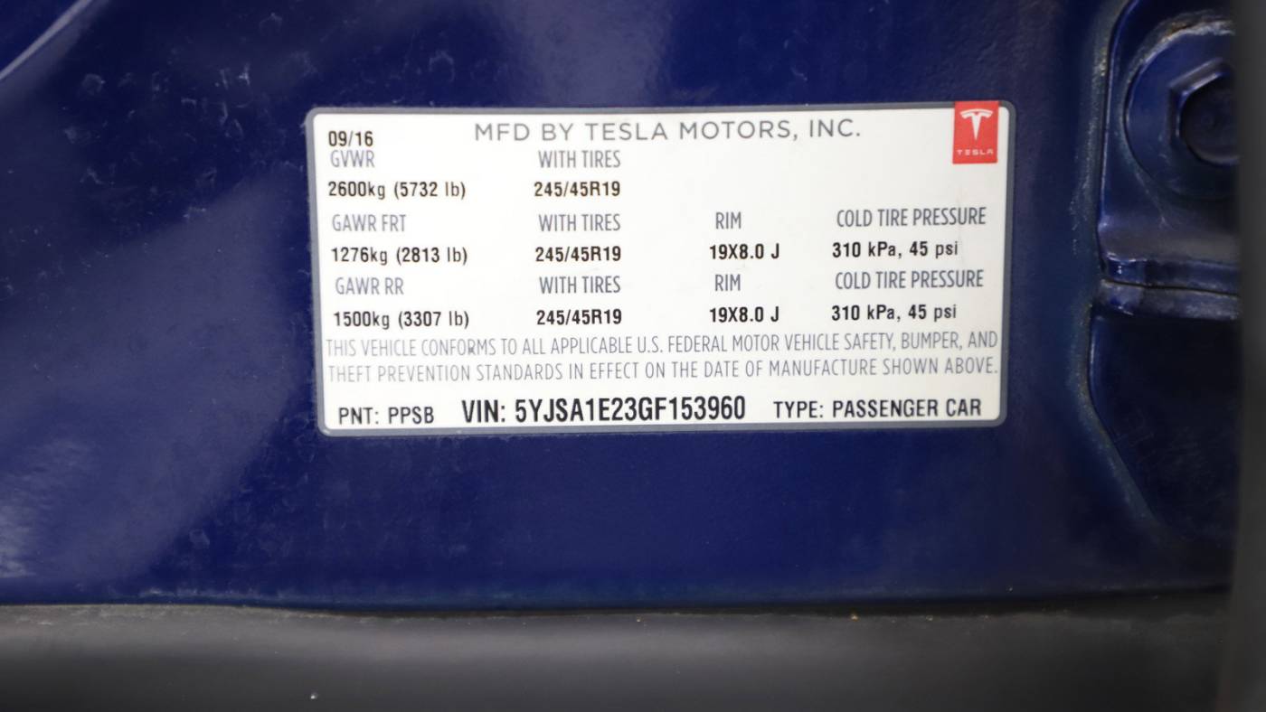 2016 Tesla Model S 5YJSA1E23GF153960