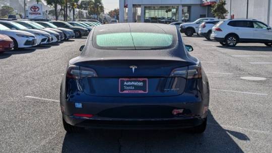 2018 Tesla Model 3 5YJ3E1EB5JF101083