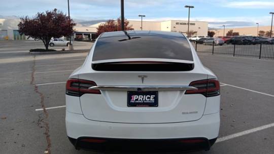 2020 Tesla Model X 5YJXCBE42LF271905