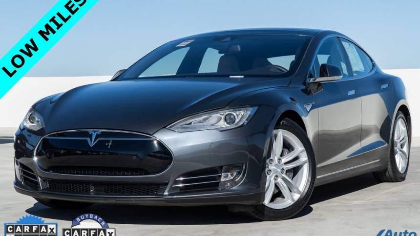 2015 Tesla Model S 5YJSA1E24FF114552