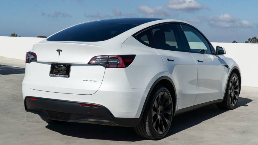 2021 Tesla Model Y 5YJYGDEEXMF214110