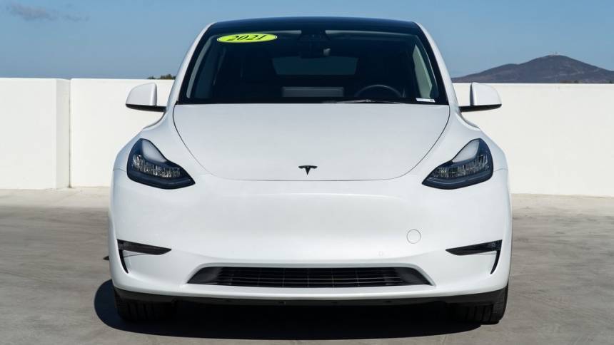 2021 Tesla Model Y 5YJYGDEEXMF214110